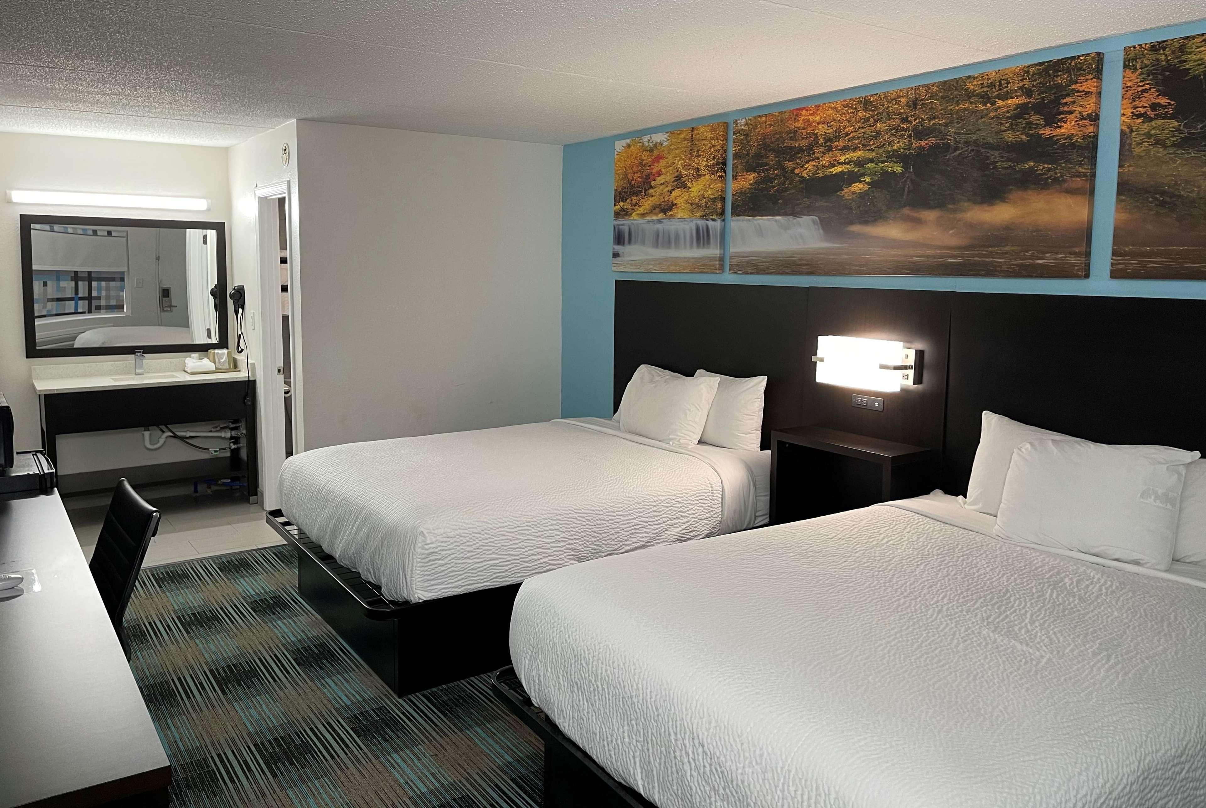 Days Inn By Wyndham Calhoun Ga I-75 And Us-41 Eksteriør bilde