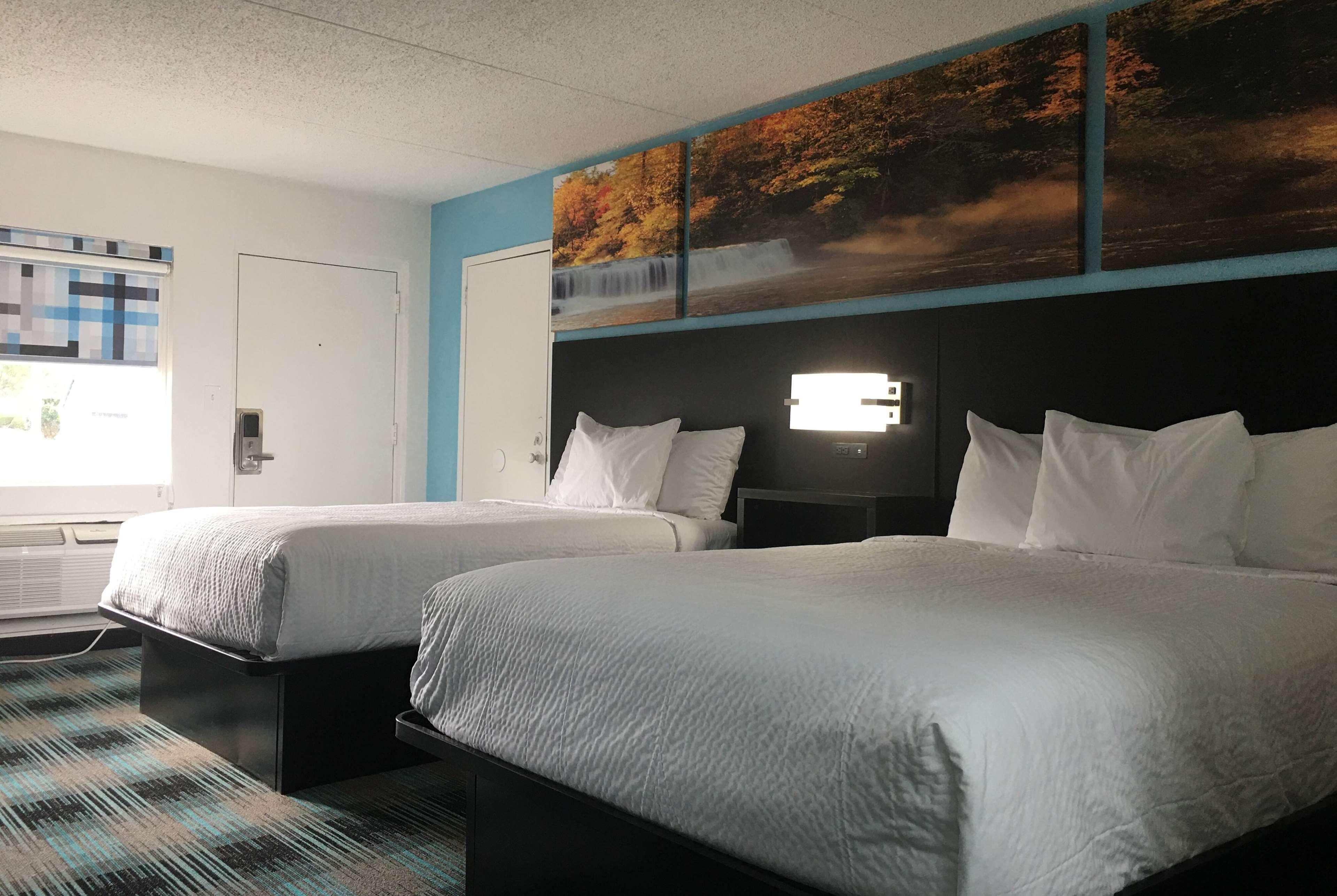 Days Inn By Wyndham Calhoun Ga I-75 And Us-41 Eksteriør bilde